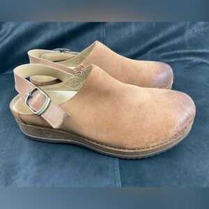Dansko Merrin Mule Clog Tan Burnished Suede Size 37 / 6.5-7